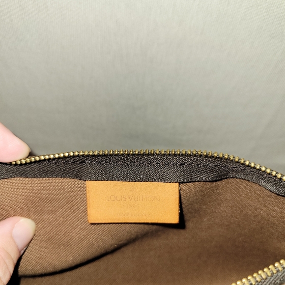 EUC Authentic Louis Vuitton Monogram POUCHETTE - Picture 8 of 11